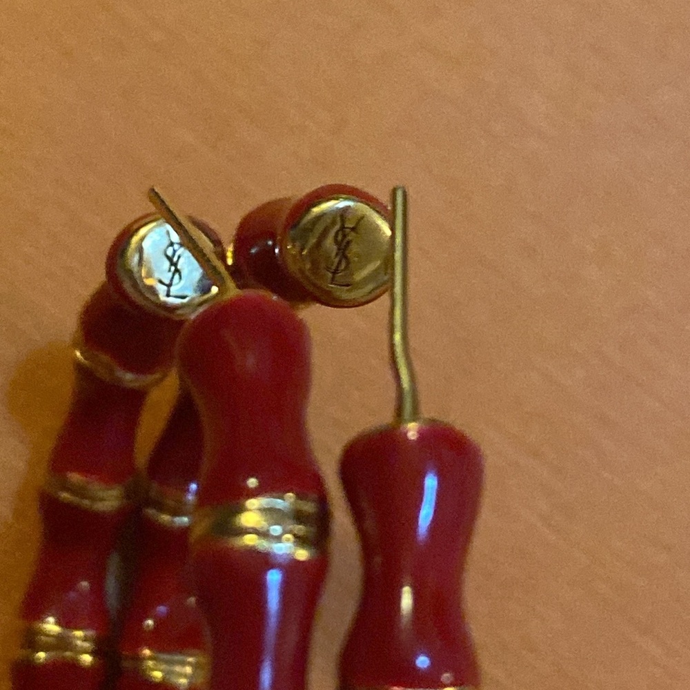 Saint Laurent Bamboo Hoop Earrings In Red 687319 - Picture 5 of 7